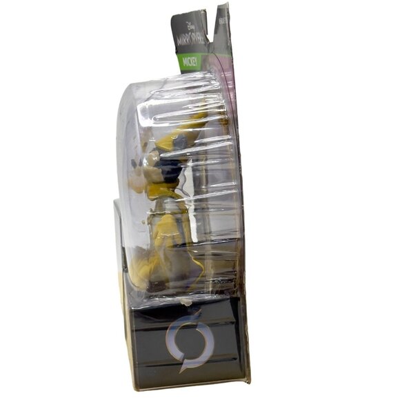 Disney Mirrorverse Mickey 5" Series 1 Action Figure Accessory McFarlane NEW! - Picture 4 of 12